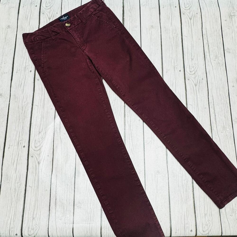 American Eagle Skinny Chino Burgandy Size 4